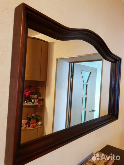 Зеркало и полка