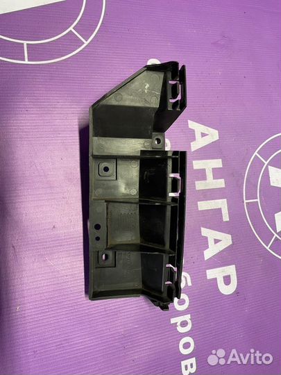 Крепление бампера заднее правое Volvo S40 B4164S3