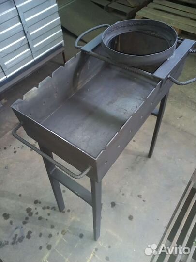 Мангал с подставкой под казан