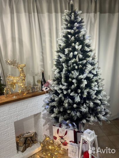 Елка искусственная