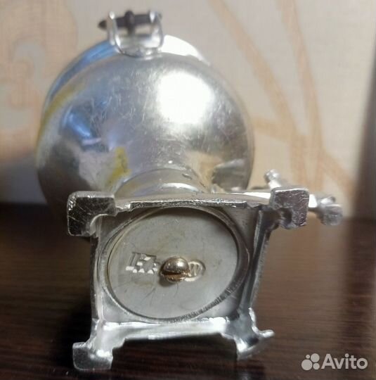 Сувенирный мини-самовар