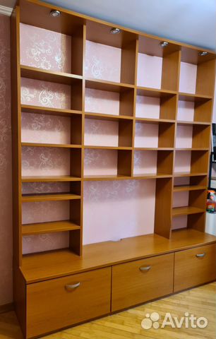 Книжный шкаф с подсветкой купить в Москве | Товары для дома и дачи | Авито