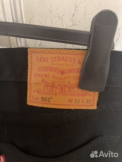 Джинсы черные Levis 501