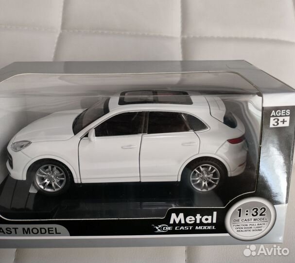 Коллекционная модель Porsche Cayenne