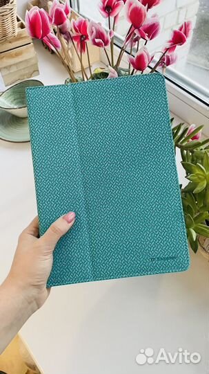 Чехол на iPad 9.7
