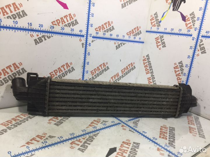 Форд C-Max Радиатор интеркулера