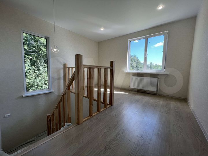 Дом 145 м² на участке 7,5 сот.