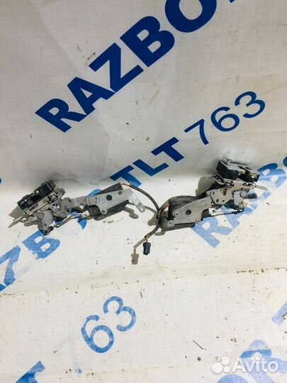 Замок двери перед лев LADA priora