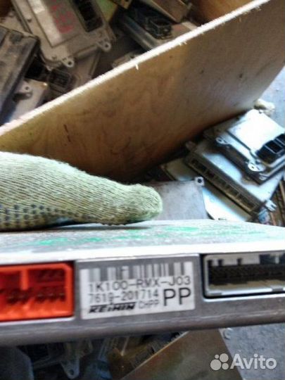 Блок управления батареей Honda Civic FD3 LDA