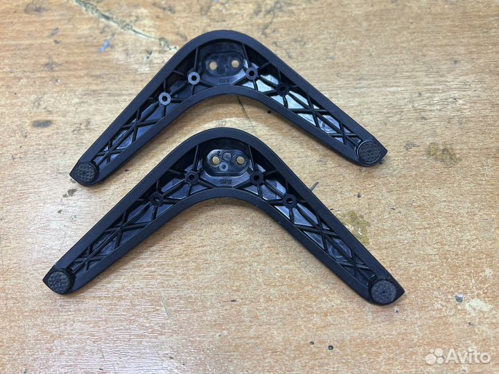 Ножки для телевизора Thomson T22FTE1020