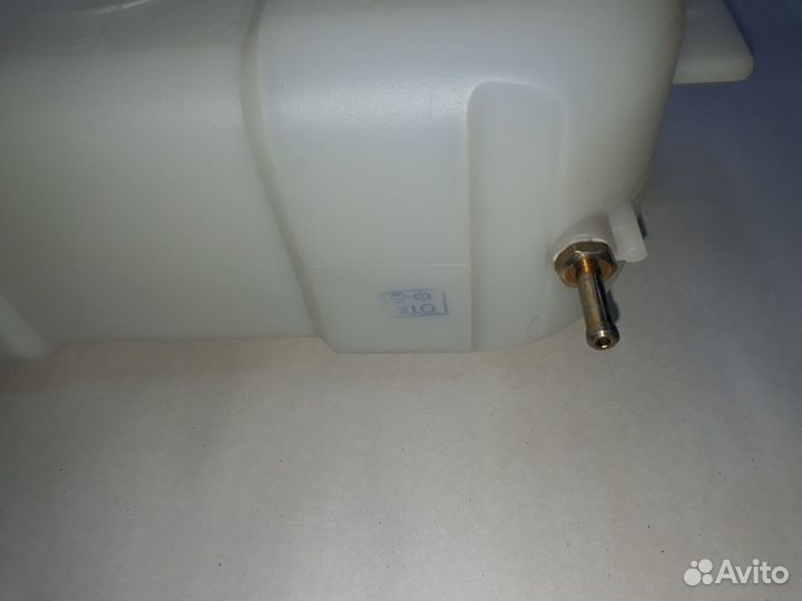 Бак топливный 7 литров пластиковый 340х260х100