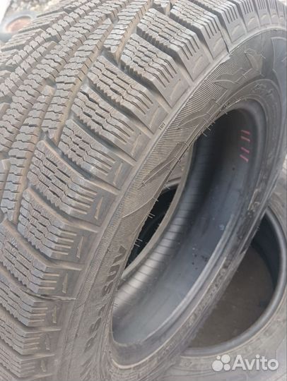 Nokian Tyres Hakka Black 2 SUV 265/65 R16