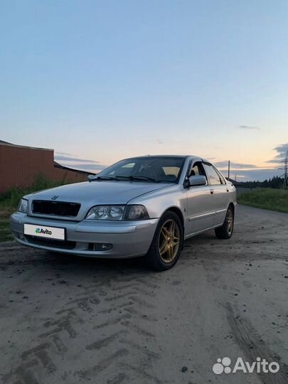 Volvo S40, 2001