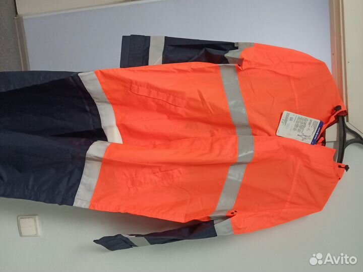 Плащ для защиты от воды