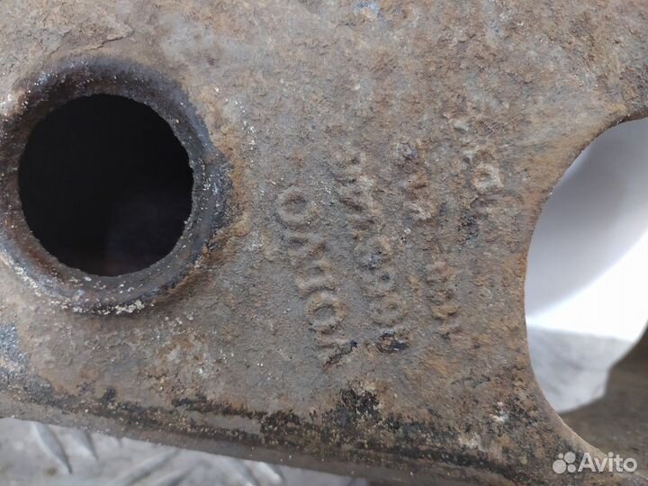 Рычаг задний нижний Volvo XC90