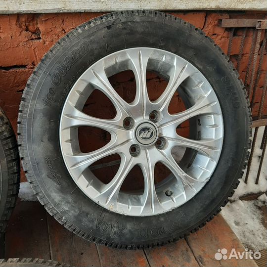 Литые диски R15 от авто лифан солано620 с резиной