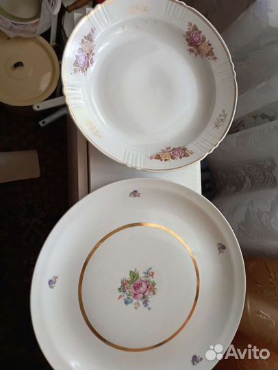 Набор столовой посуды: блюда