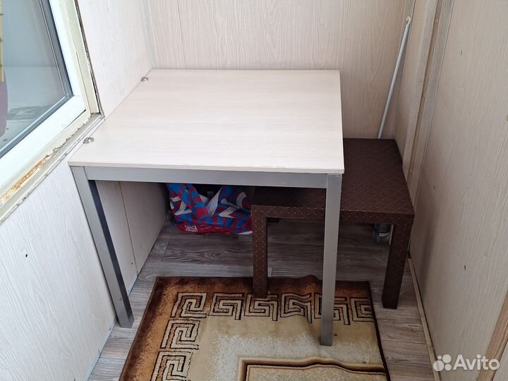 Кухонный стол