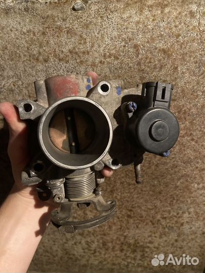 Дросельная заслонка Ниссан санни QG15DE FB15