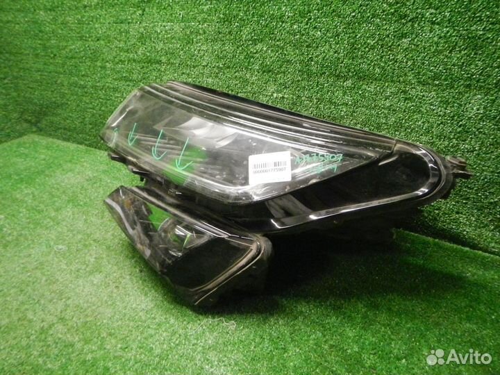 Фара левая Skoda Kodiaq