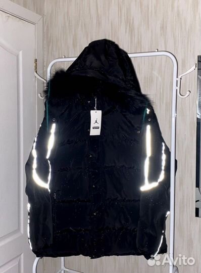 Пуховик от Jordan x Supreme: для ярких дней