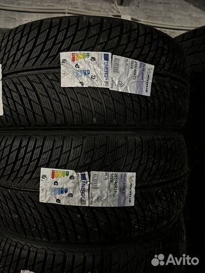 Michelin Pilot Alpin 5 SUV 255/40 R21 и 265/40 R21 105V