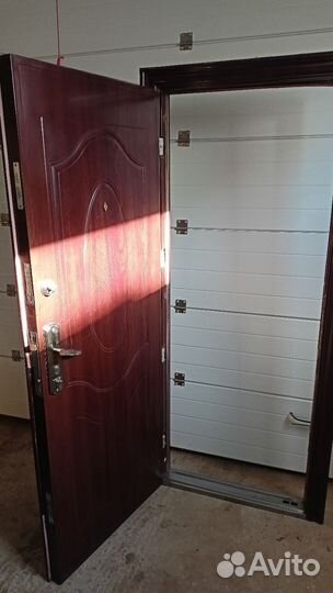 Двери металлические входные