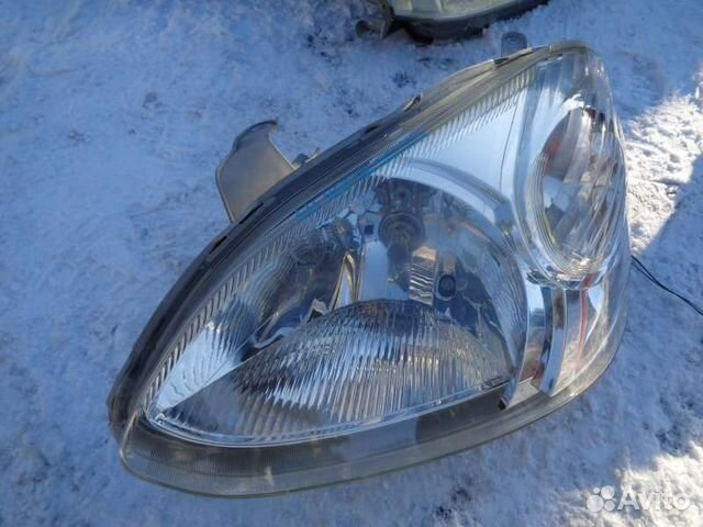 Фара левая Toyota Platz NCP12 1NZ-FE 2003