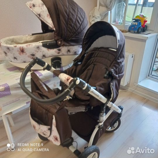 Коляска 2 в 1 Amanda 8000