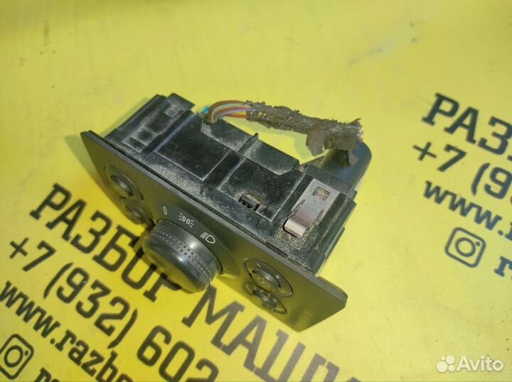 Блок управления светом Opel Zafira B