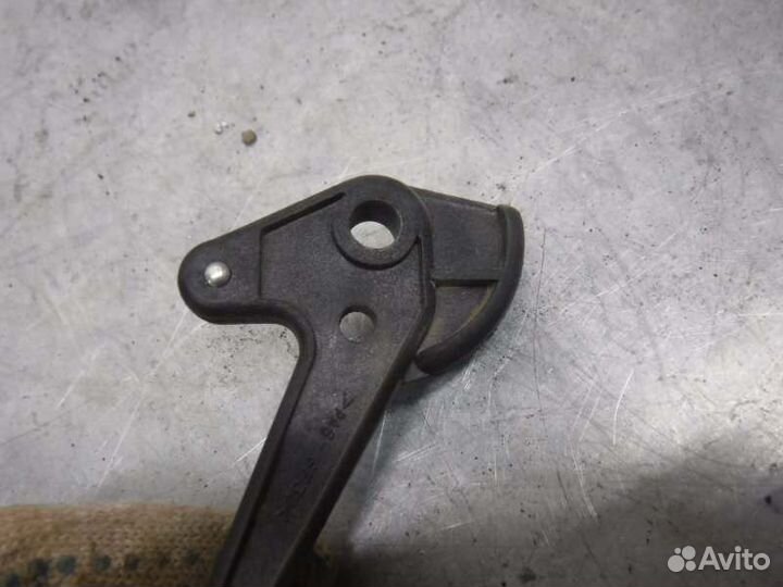 Ручка открывания капота Лада Калина 11186 2013