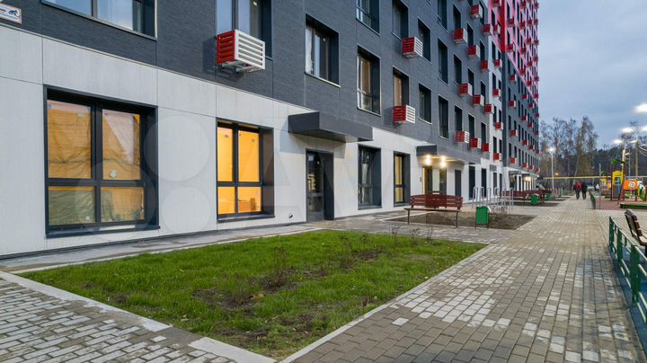 Продам помещение свободного назначения, 614.6 м²