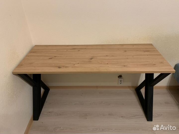 Стол лофт паралелль
