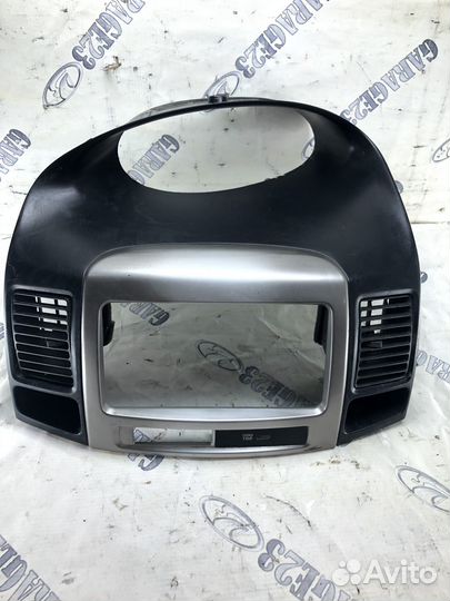 Рамка магнитолы Toyota Vios