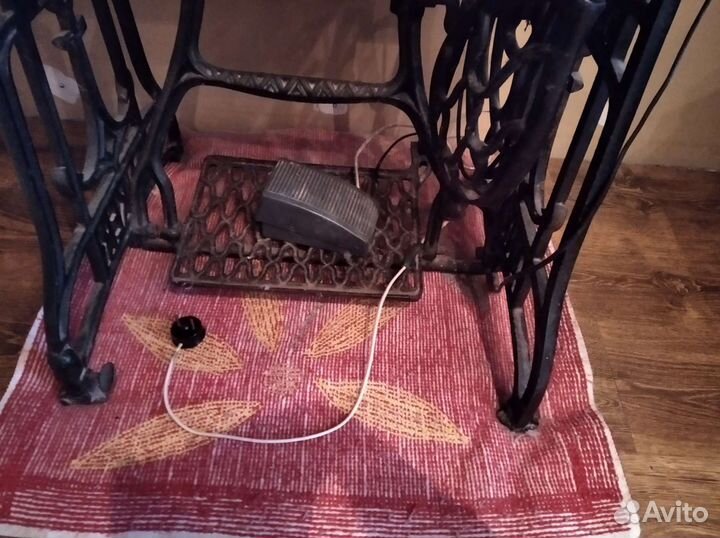 Швейная машина Anker