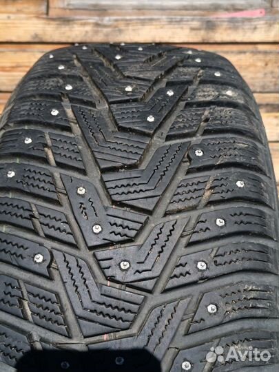 Kumho Radial 857 21.5/50 R17