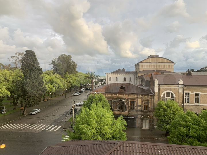 2-к. квартира, 70 м², 2/3 эт.