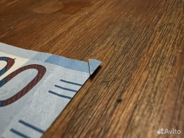 Купюра 2000 рублей