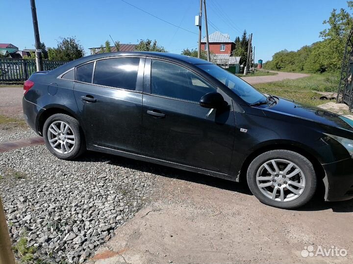 Chevrolet Cruze 1.6 МТ, 2010, 249 000 км