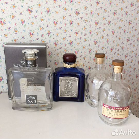 Бутылки от элитного алкоголя