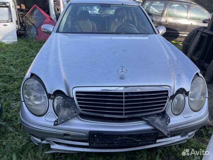 По Запчастям Мерседес W211. 2005г. 2.2 CDI