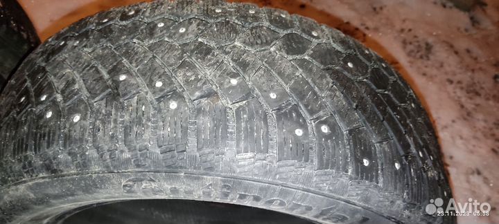 Продам шины Continental 225/60 R17