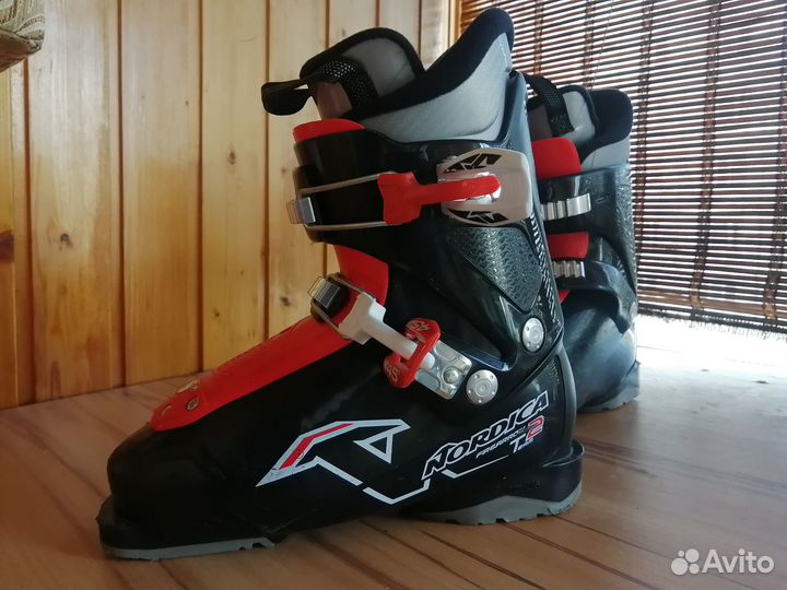 Ботинки для горных лыж детские