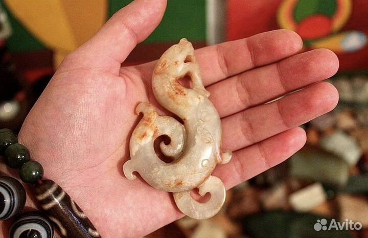 Дракон белый нефрит