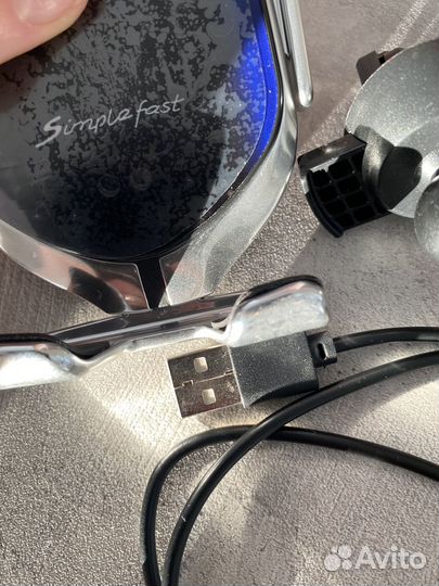 Держатель для телефона в машину