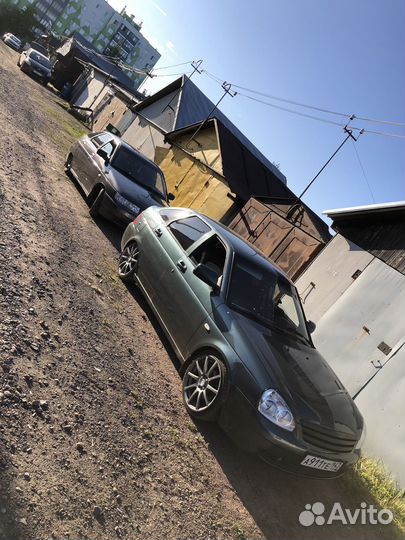 Летняя резина на дисках р17/215/40