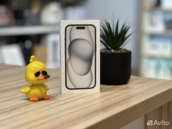 iPhone 15, 128 ГБ