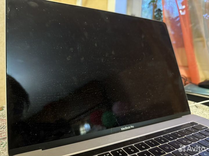 Apple MacBook Pro 16 2019 i9 16gb 1tb ssd