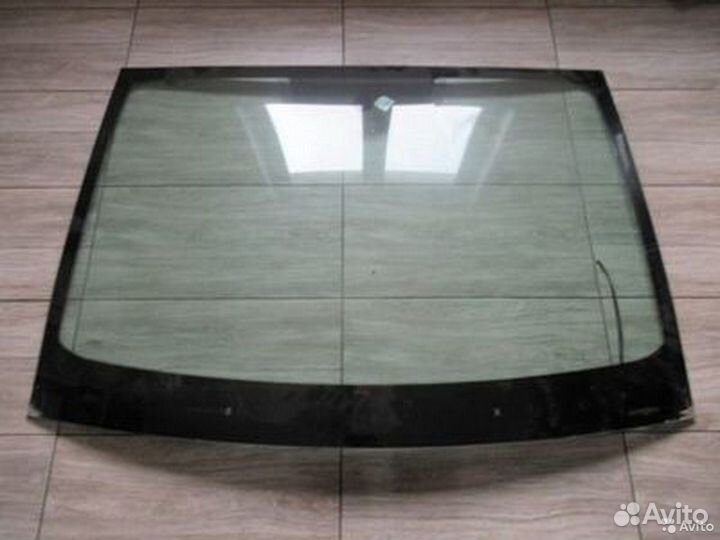 Лобовое стекло Пежо Партнер
