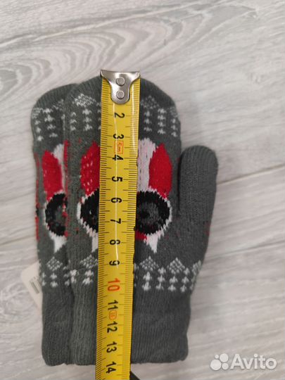 Варежки на верёвке детские